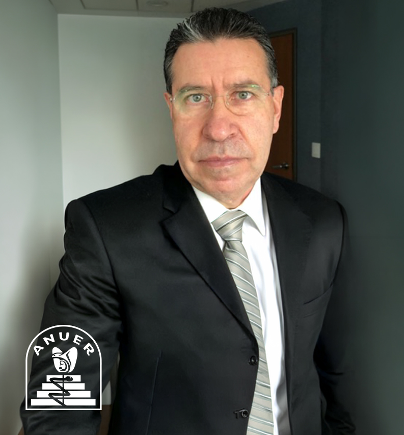 Dr. Roberto Figueroa Gómez